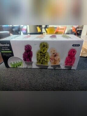Tovolo Zombie Pop Molds – Set of 4 (Green, Pink, Cream)